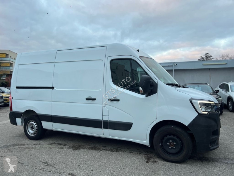 Autoutilitară Renault MASTER III FG F3300 L2H2...