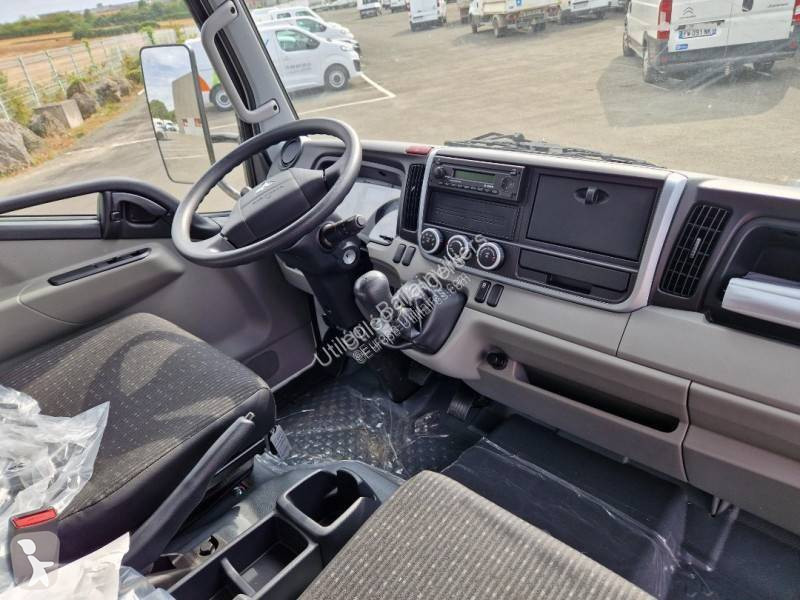 Furgoneta Mitsubishi Fuso
