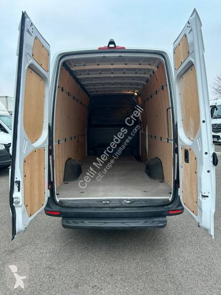Véhicule utilitaire Mercedes