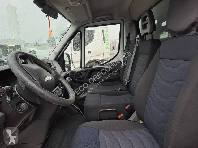 Furgoneta Iveco DAILY 35C12