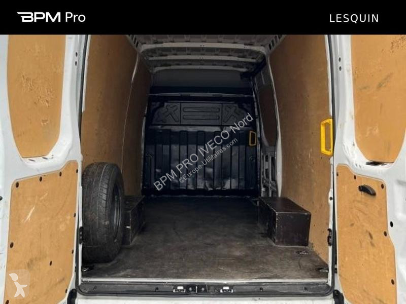 Veicolo commerciale Iveco 35S Fg 35S14 V12