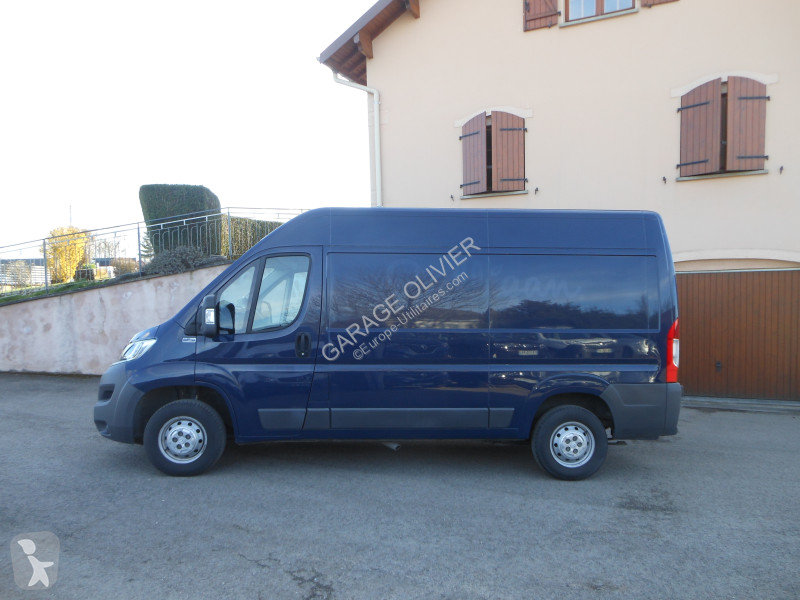 Véhicule utilitaire Citroën 35 L2H2 2.0 Bluehdi...