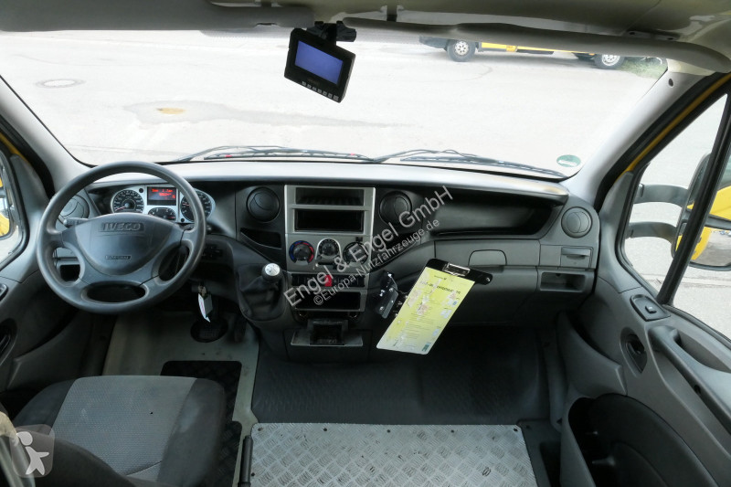 Furgoneta Iveco Daily 35 S11 C30C AUTOMATIK...
