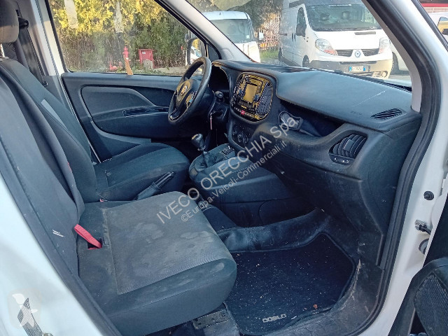 Autoutilitară Fiat DOBLO