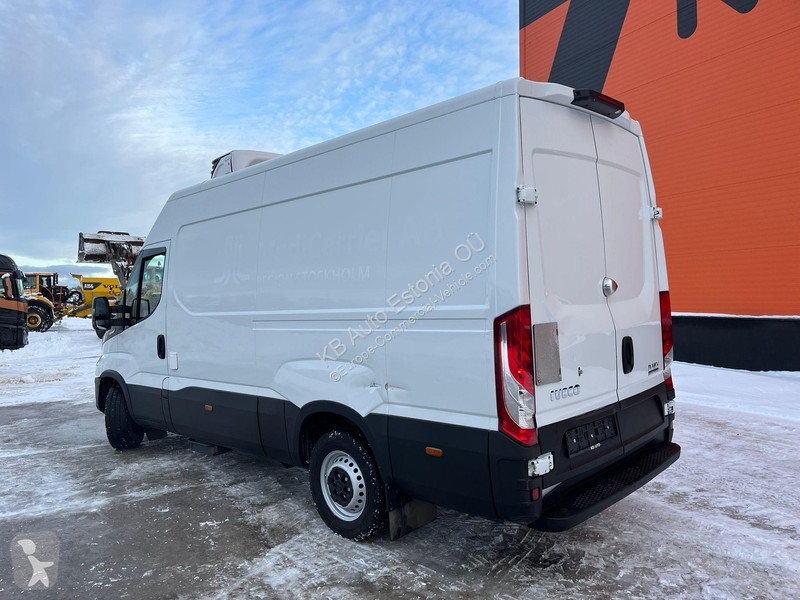 Veículo utilitário Iveco 35S14N CNG! XARIOS 350...