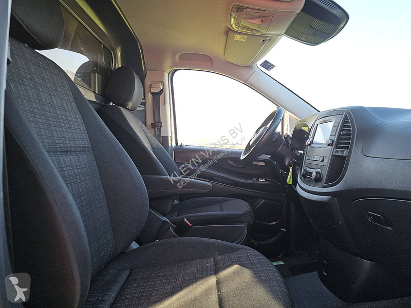 Véhicule utilitaire Mercedes 114 L2 LED...