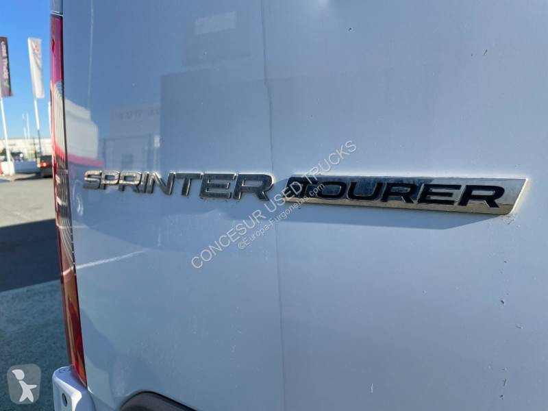 Furgoneta Mercedes