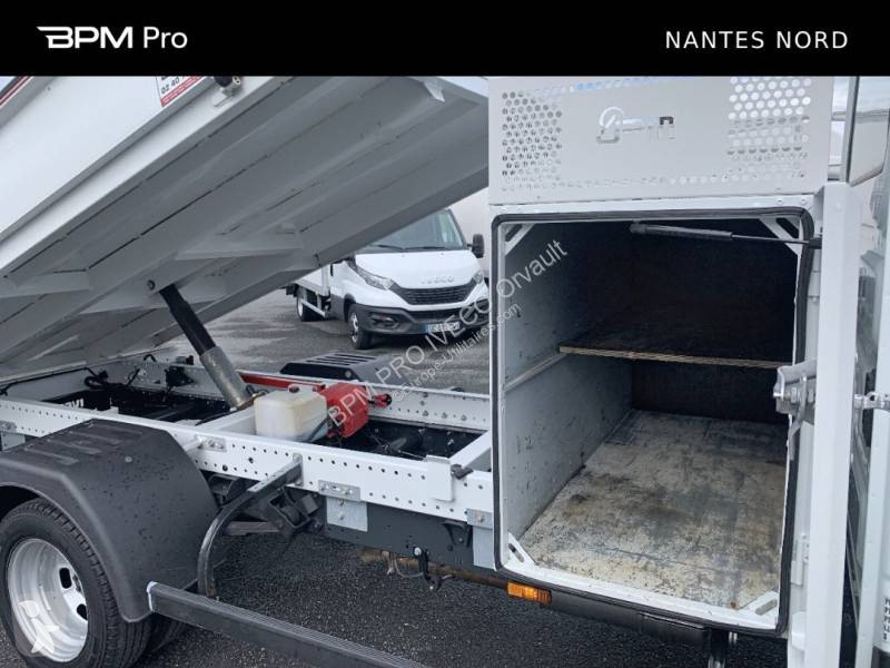 Véhicule utilitaire Iveco