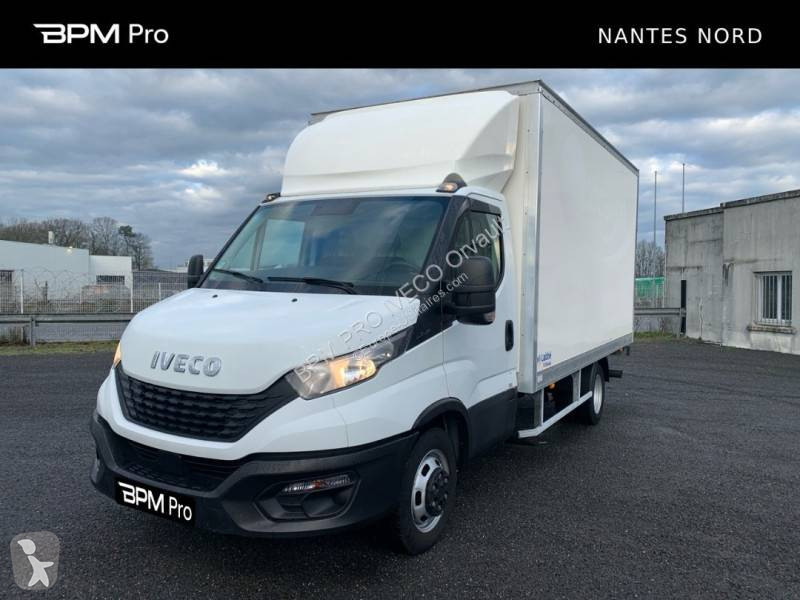 Véhicule utilitaire Iveco