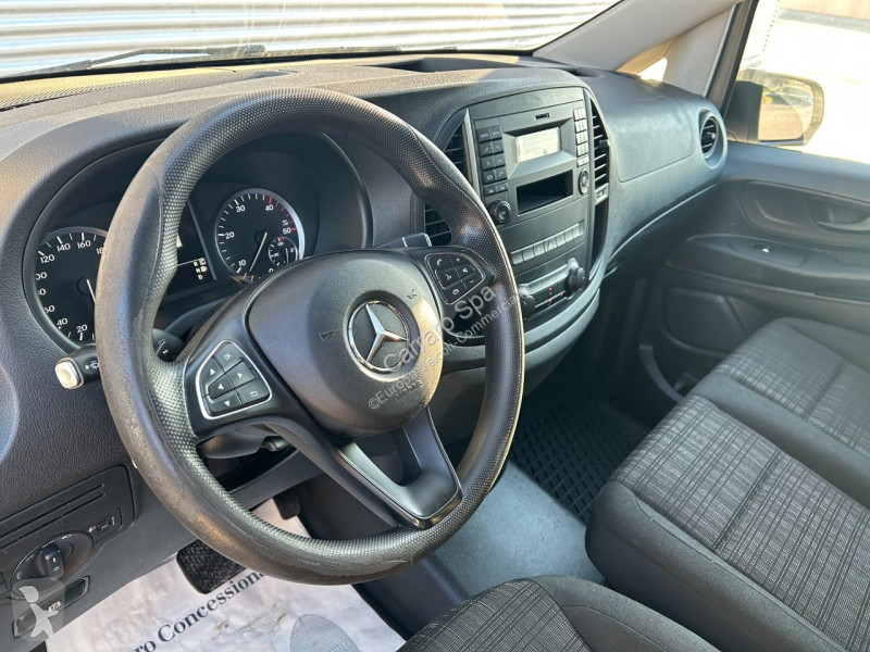 Veicolo commerciale Mercedes III
