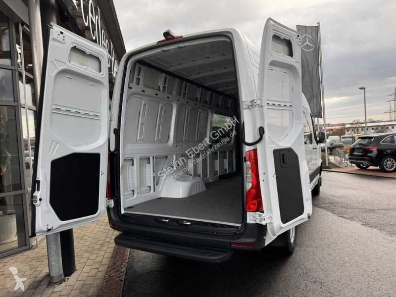 Veicolo commerciale Mercedes 517 CDI 4325...