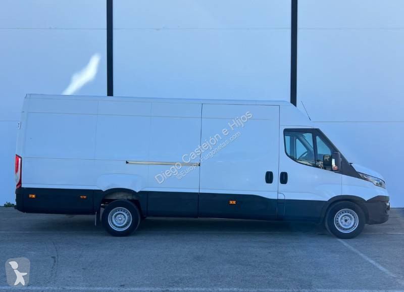 Furgoneta Iveco