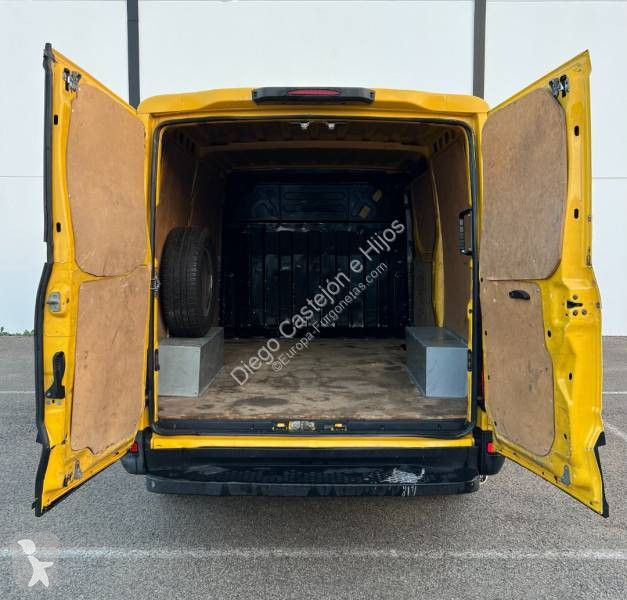 Furgoneta Iveco