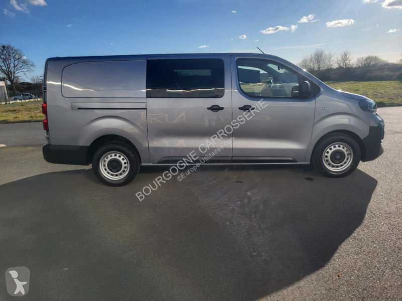 Véhicule utilitaire Opel VIVARO M1 2900 2.5...