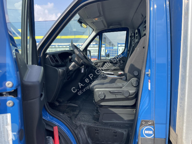 Furgoneta Iveco Daily 35C16