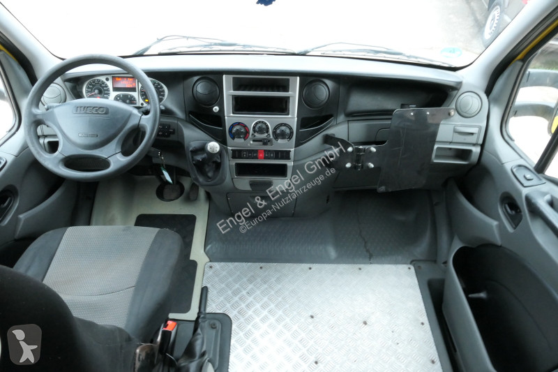 Furgoneta Iveco Daily 35 S11 C30C AUTOMATIK...