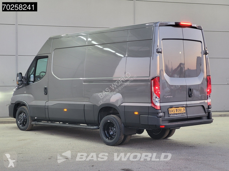 Užitkové vozidlo Iveco 35C21 3.0L Black Edition...