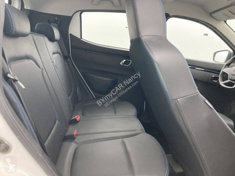 عربة نفعية Dacia Spring Achat Intégral