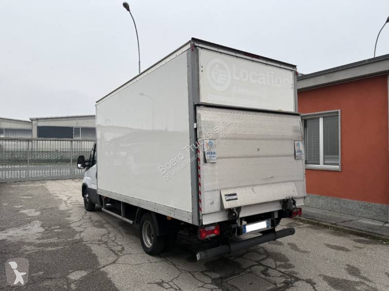Véhicule utilitaire Iveco