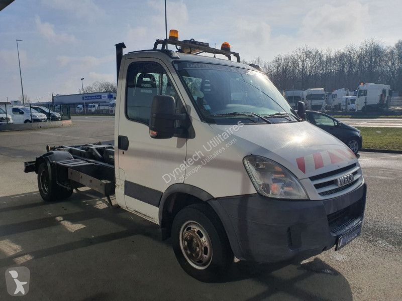 Furgoneta Iveco DAILY CCB 35C12 EMP 3.45M