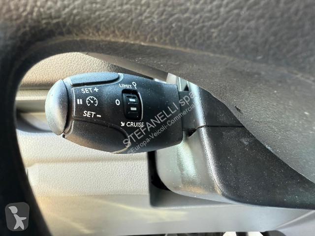Autoutilitară Opel VIVARO 9P