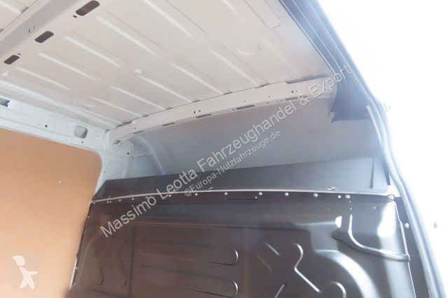 Veículo utilitário Iveco 35S14 CNG 10 X...