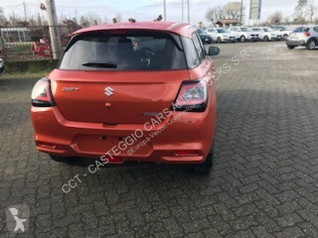 Véhicule utilitaire Suzuki SWIFT