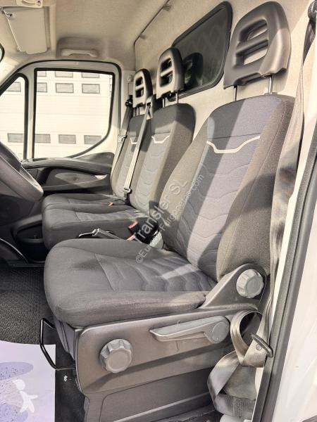 Furgoneta Iveco 35-S-16
