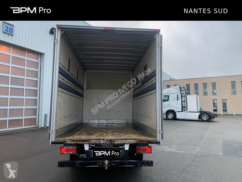 Véhicule utilitaire Iveco CCb 35C18H...