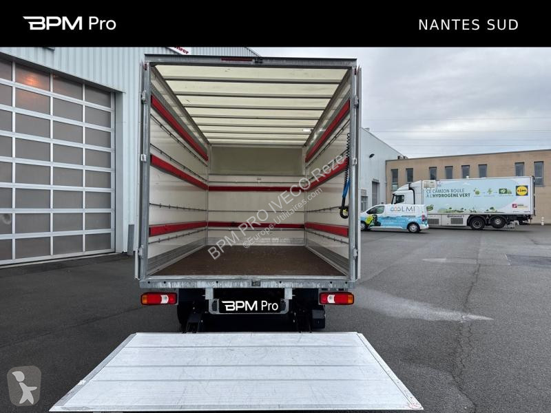 Furgoneta Iveco CCb 35C16H3.0 / Caisse + hayon...