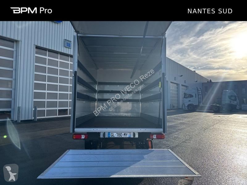 Véhicule utilitaire Iveco CCb 35C16H3.0...