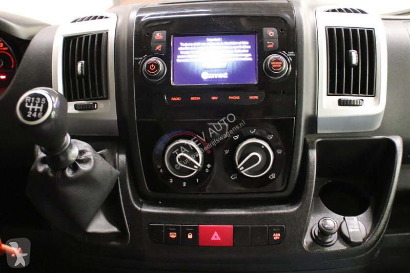 Furgoneta Fiat BAKWAGEN MEUBELBAK FINANCIAL...