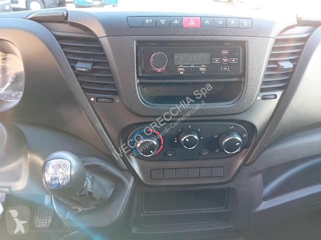 Veicolo commerciale Iveco DAILY 35S14