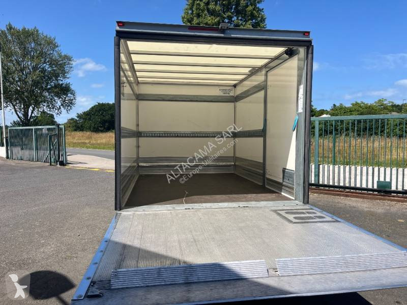 Véhicule utilitaire Iveco