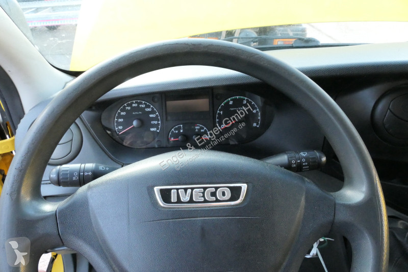 Autoutilitară Iveco Daily 35 S11 C30C AUTOMATIK...