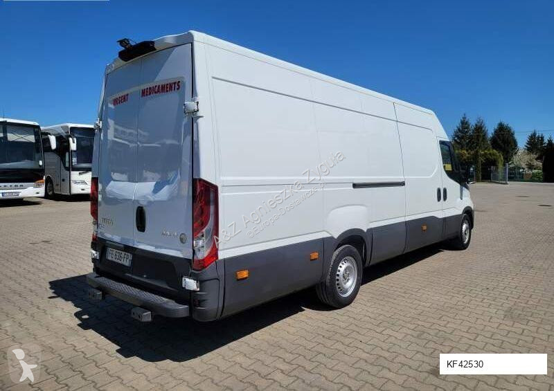 Veículo utilitário Iveco DAILY 35-140 /...