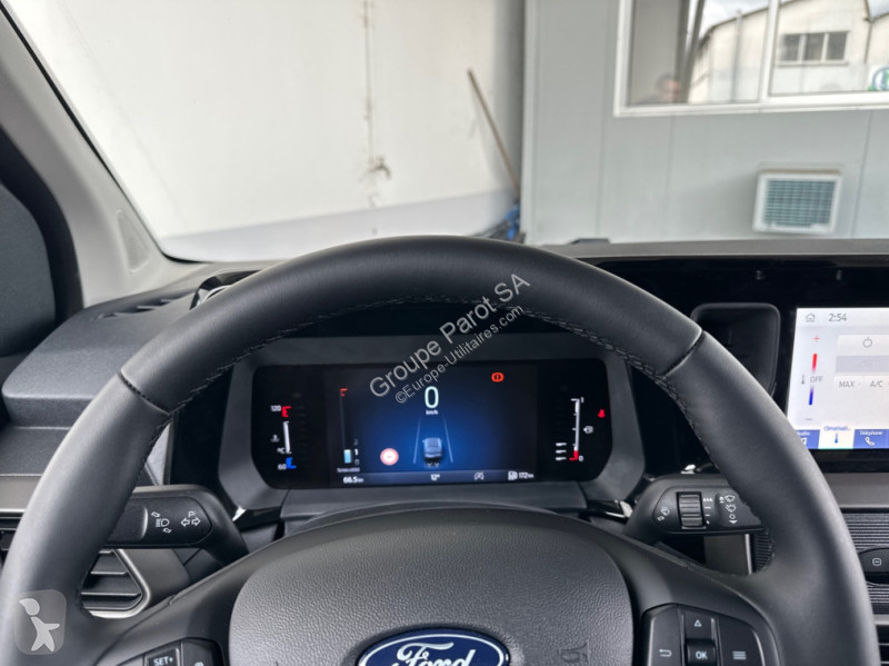 Véhicule utilitaire Ford 1.0 EcoBoost 100ch Trend