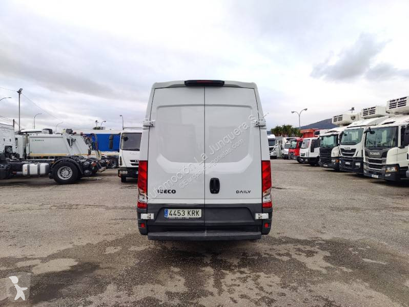 Véhicule utilitaire Iveco