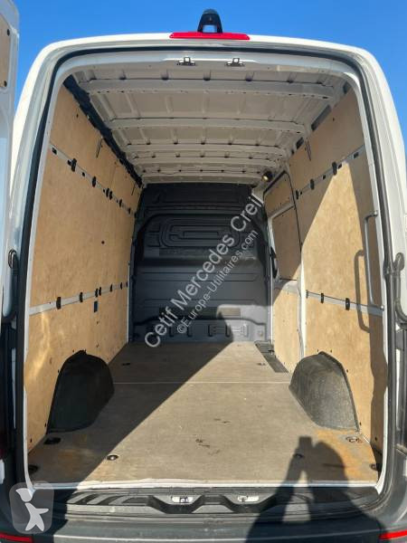 Véhicule utilitaire Mercedes