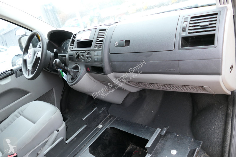 Veicolo commerciale Volkswagen T5 Transporter...