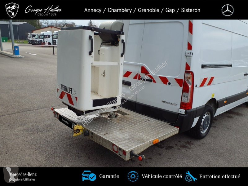 Véhicule utilitaire Renault L2H2 Nacelle - 12m...