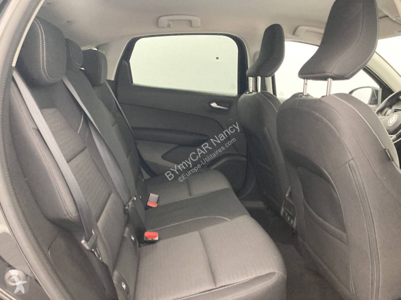 Autoutilitară Renault Arkana mild hybrid 140...