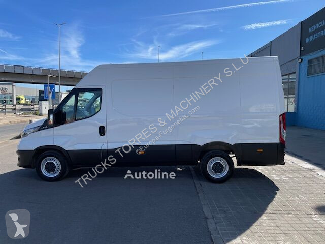 Furgoneta Iveco