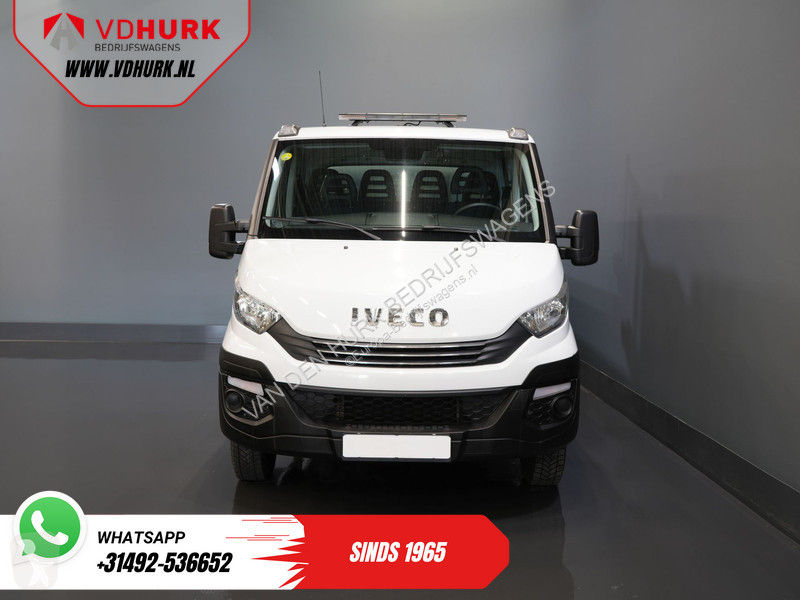 Véhicule utilitaire Iveco 35C14D 2.3 140 pk...