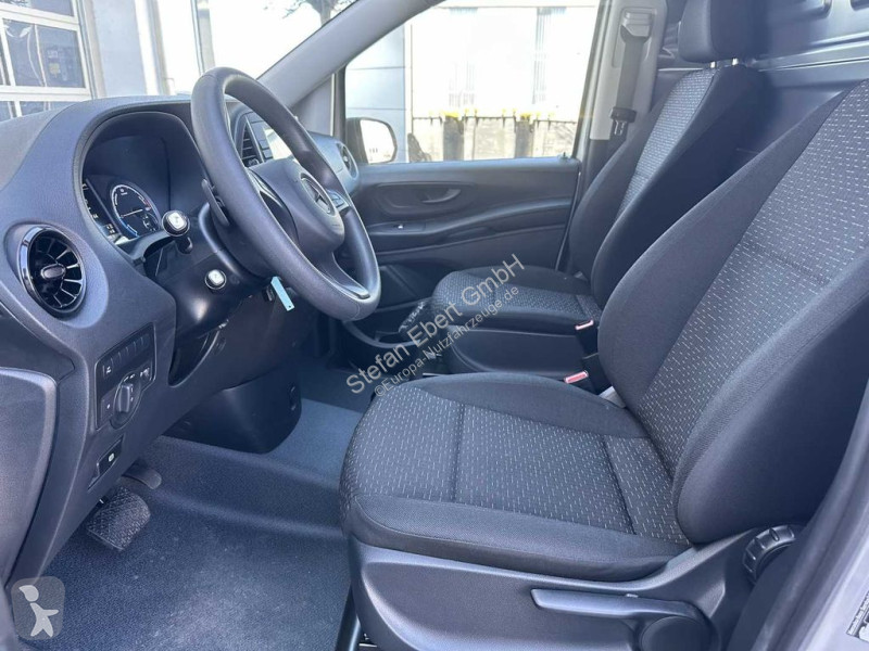 Užitkové vozidlo Mercedes 112 Audio 30...