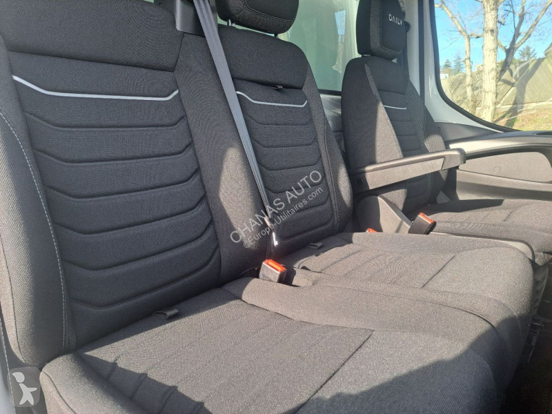 Veicolo commerciale Iveco 35C18H8 180CV 3L...