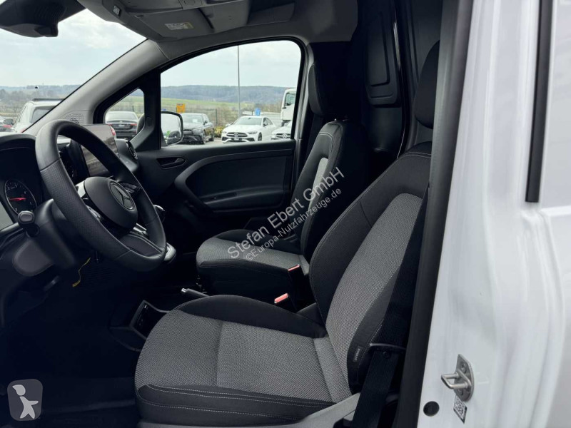 عربة نفعية Mercedes 110 CDI Klima Kamera MBUX...
