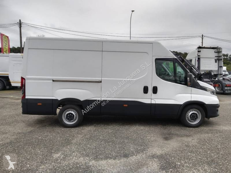 Furgoneta Iveco