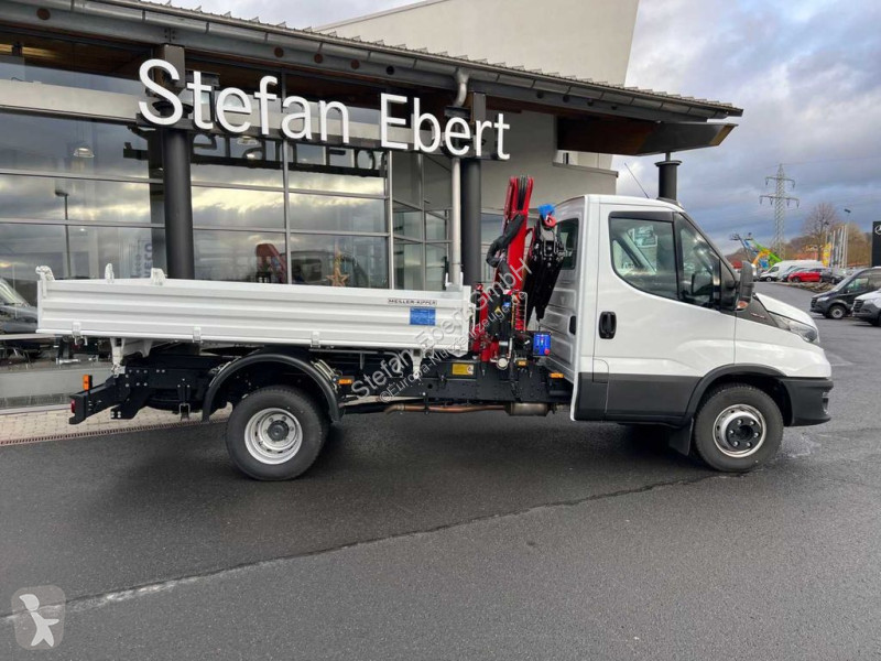 Furgoneta Iveco 70C18 *Kipper+Kran*