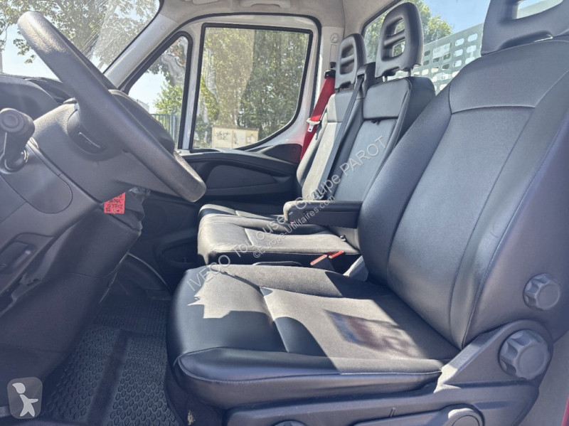 Veículo utilitário Iveco 35C16H3.0 empattement...